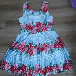 Special Editions, Size 14, Blue, Pink, Green, White